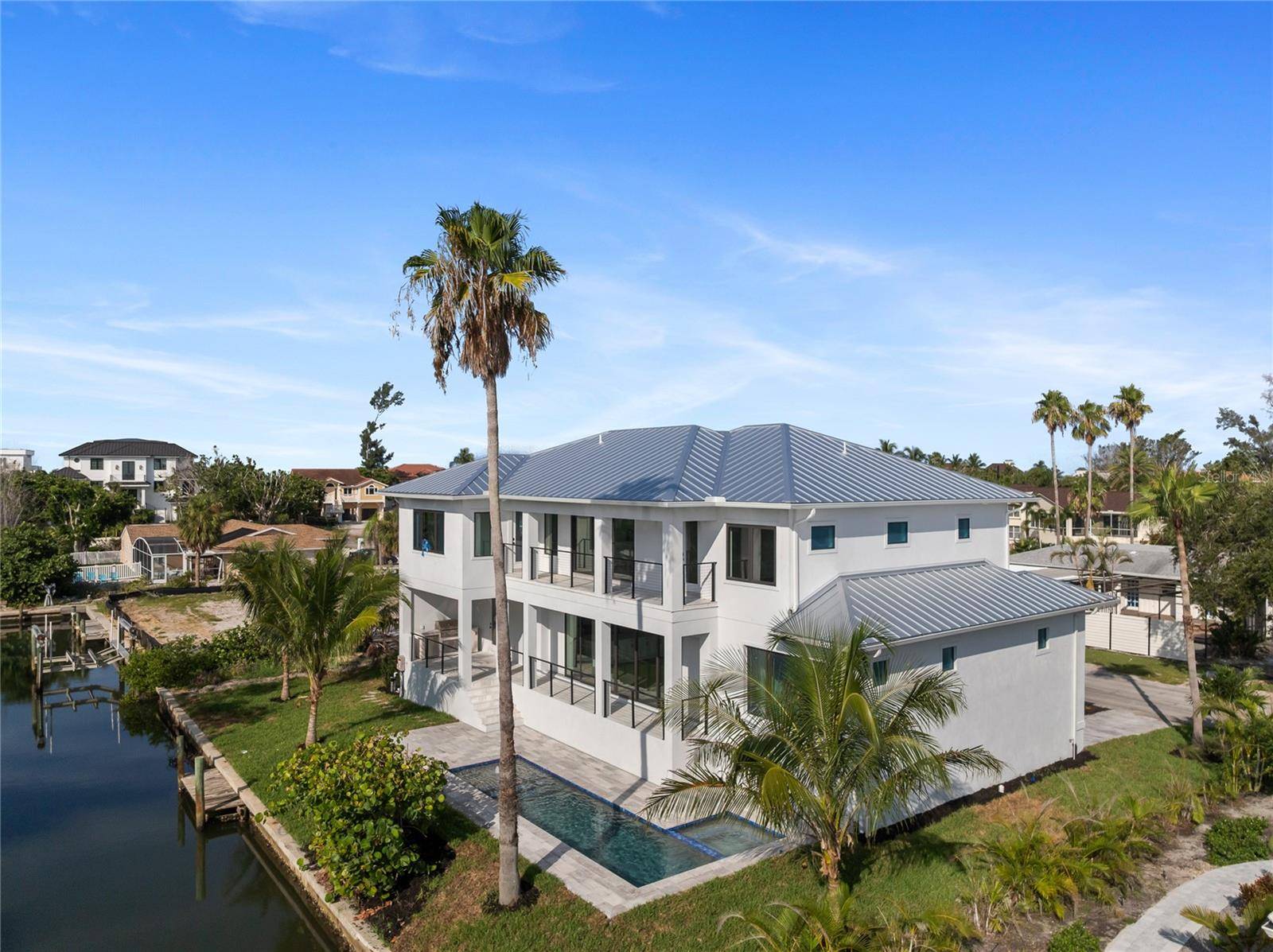 530 DE NARVAEZ DR, Longboat Key, FL 34228