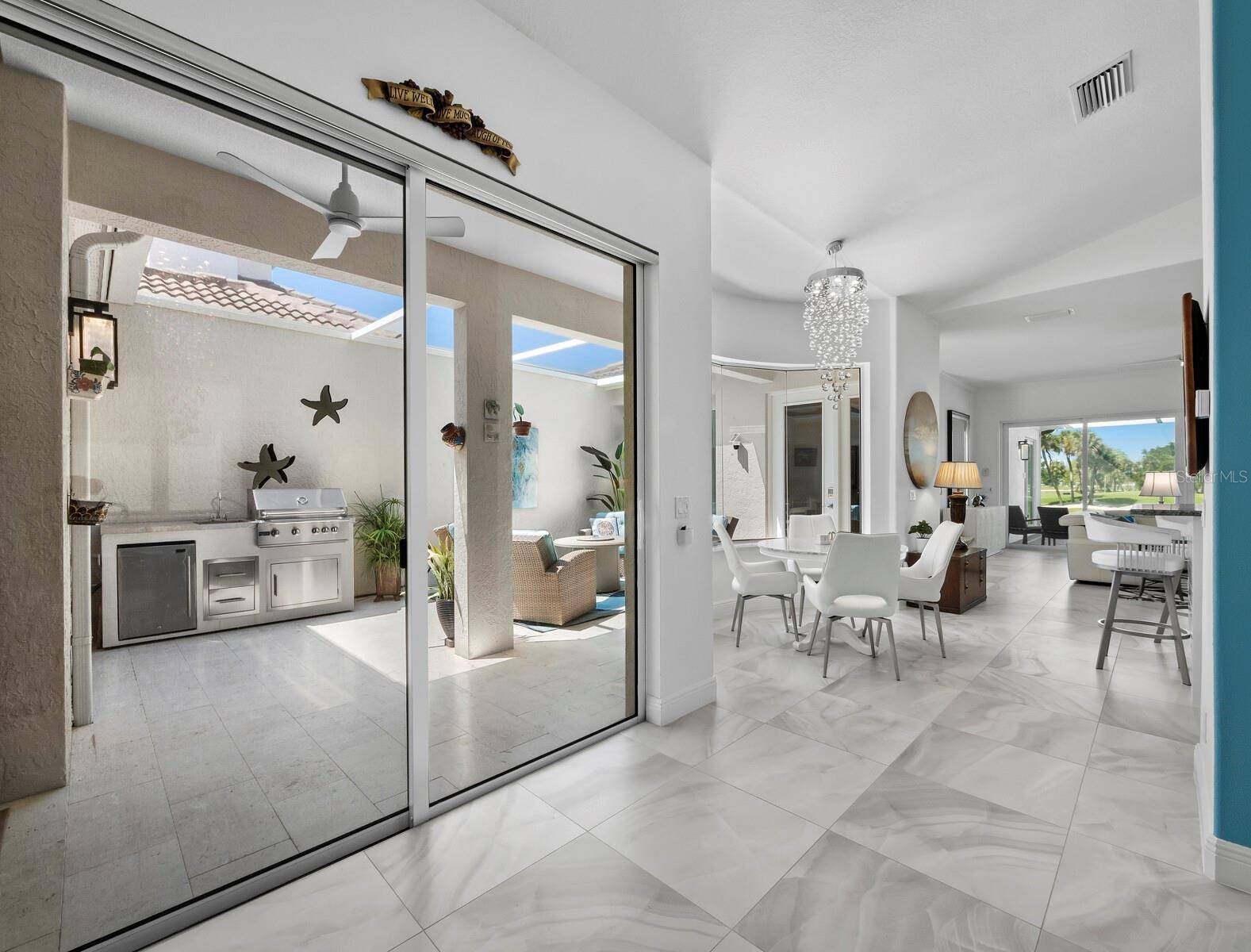 1914 HARBOUR LINKS CIR #10, Longboat Key, FL 34228