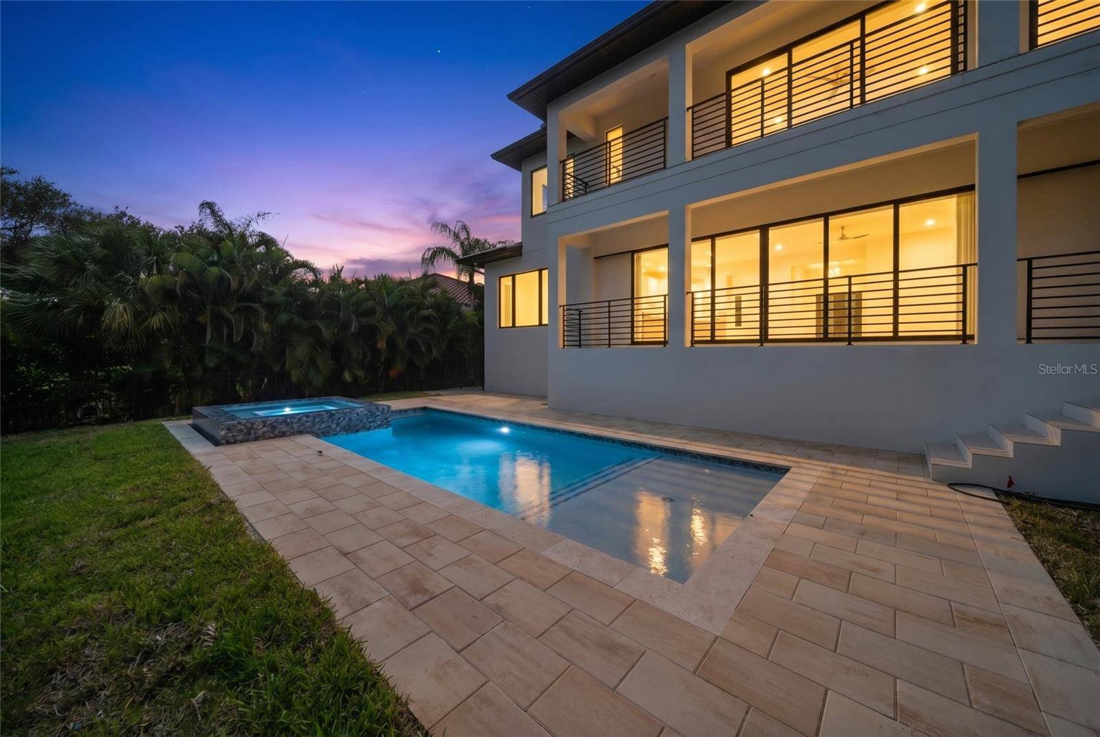 626 BUTTONWOOD DR, Longboat Key, FL 34228
