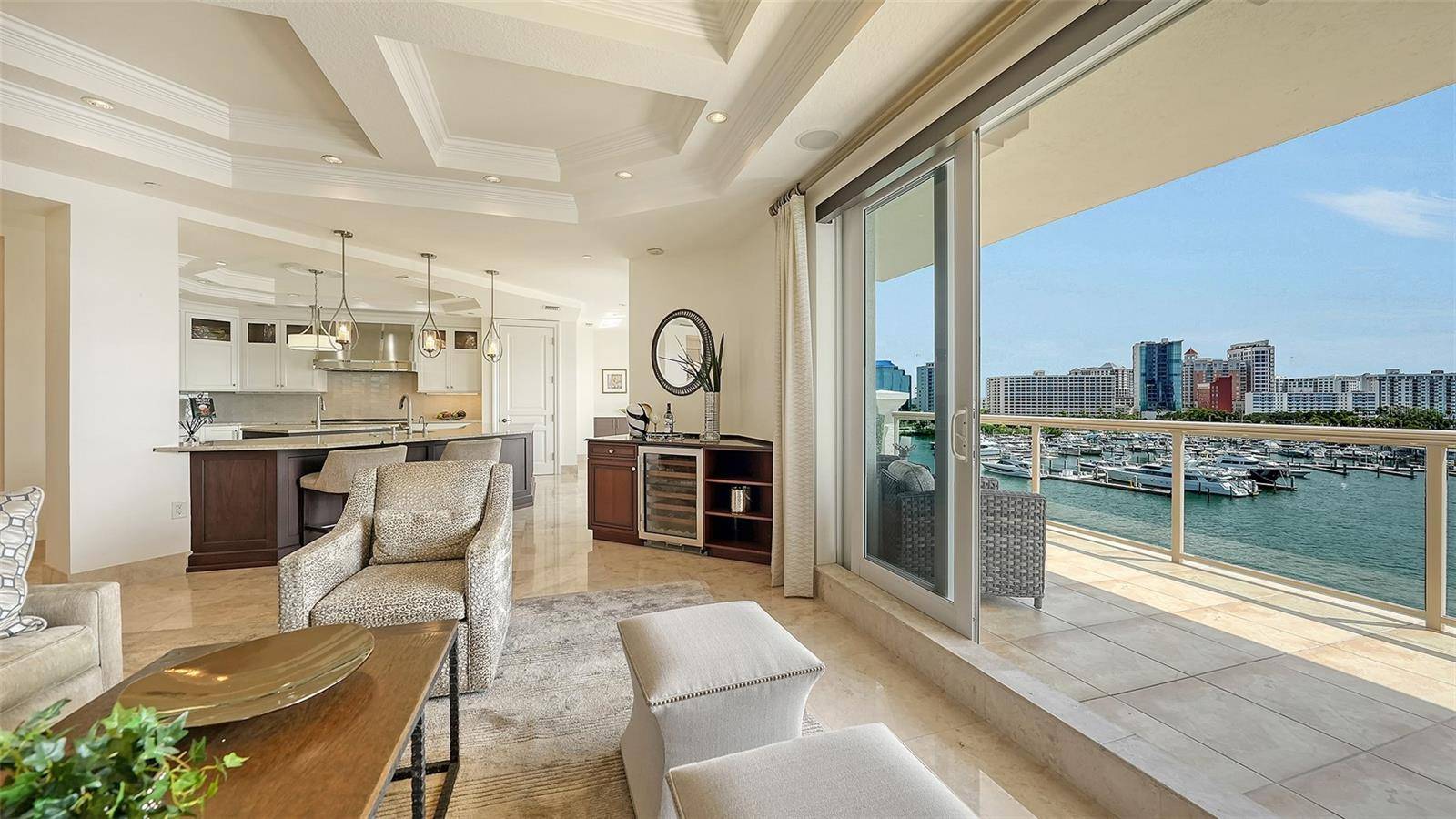 464 GOLDEN GATE PT #702, Sarasota, FL 34236