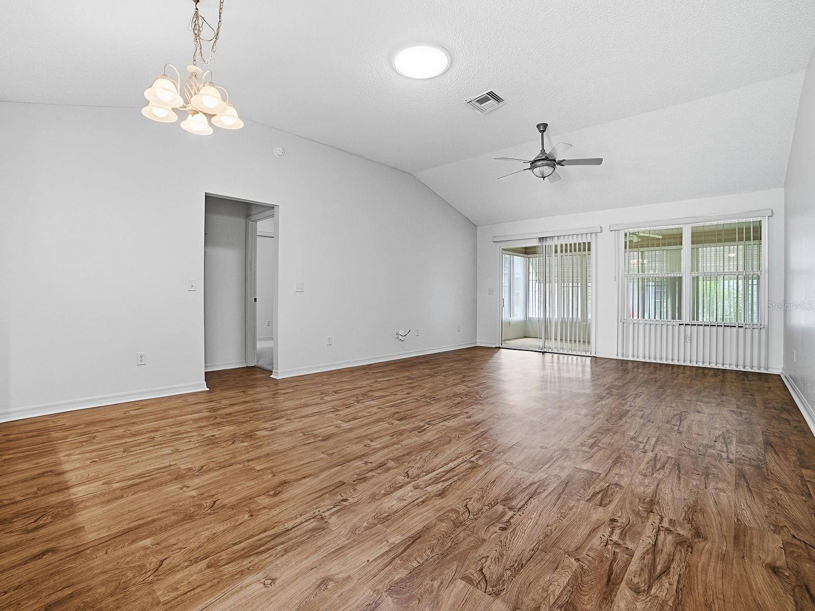 3170 WILLIAMS RD, The Villages, FL 32162