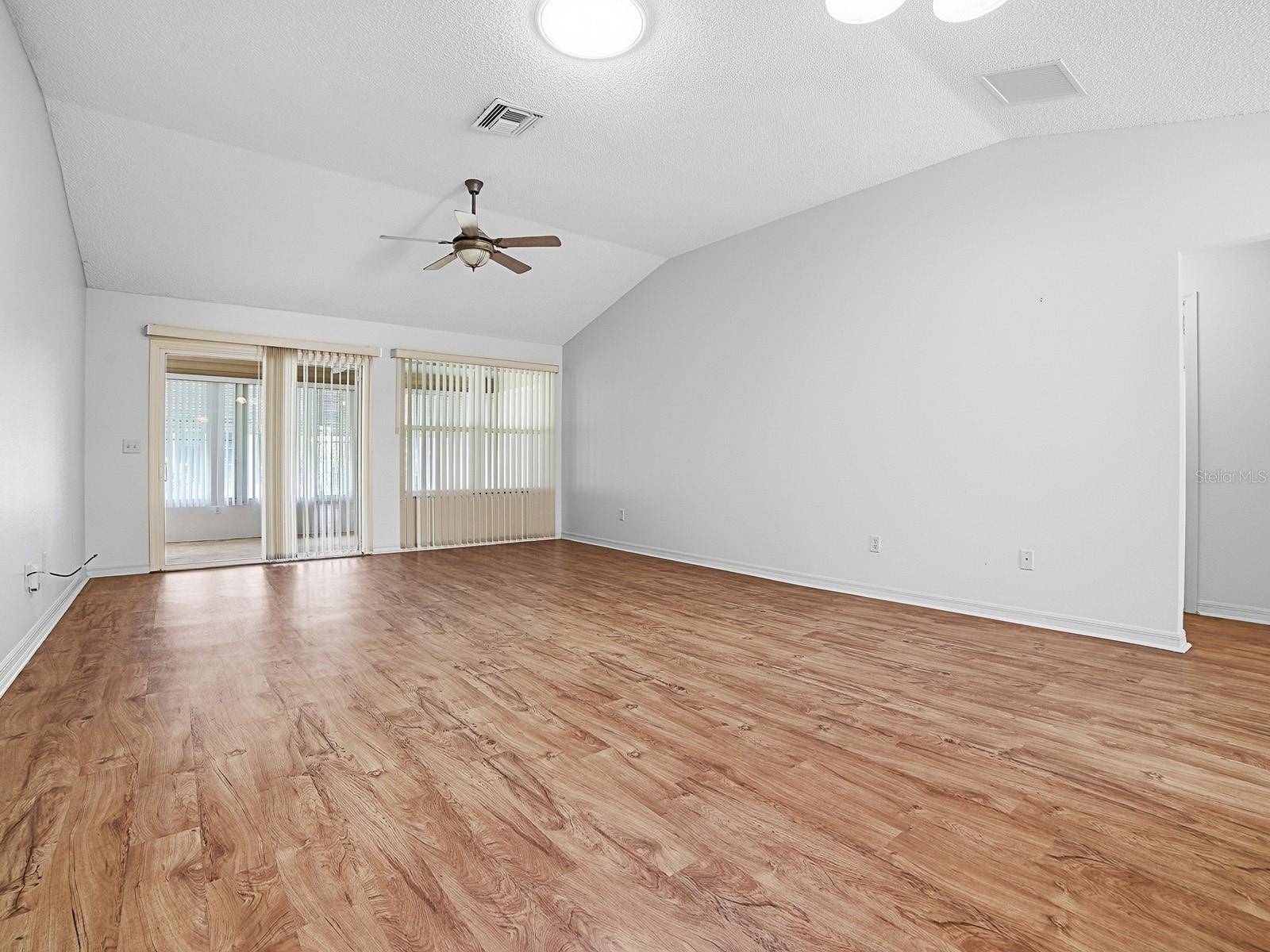 3170 WILLIAMS RD, The Villages, FL 32162