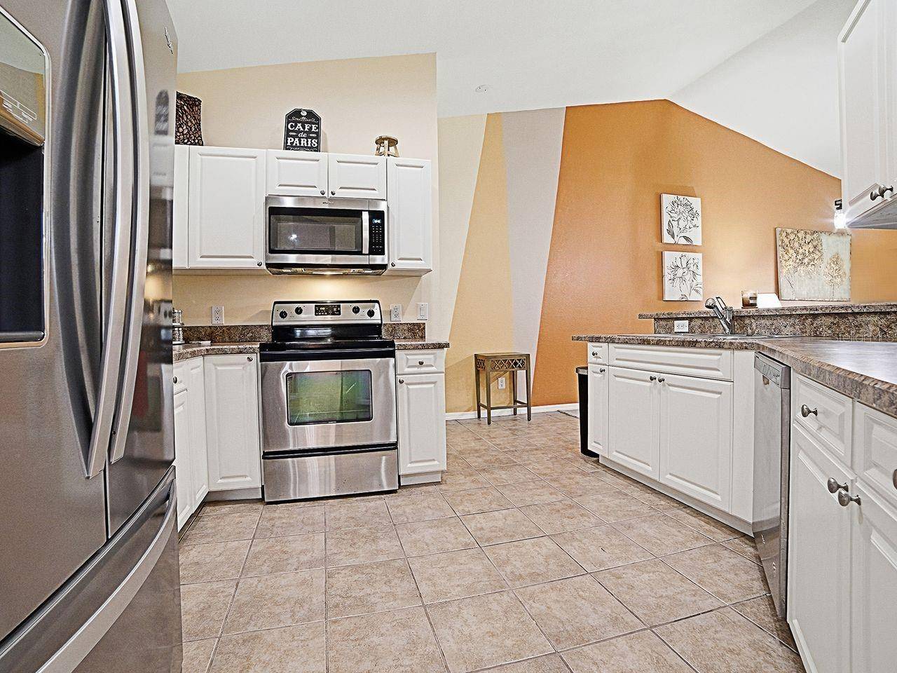 5408 ADMIRAL WAY #11-202, Oxford, FL 34484