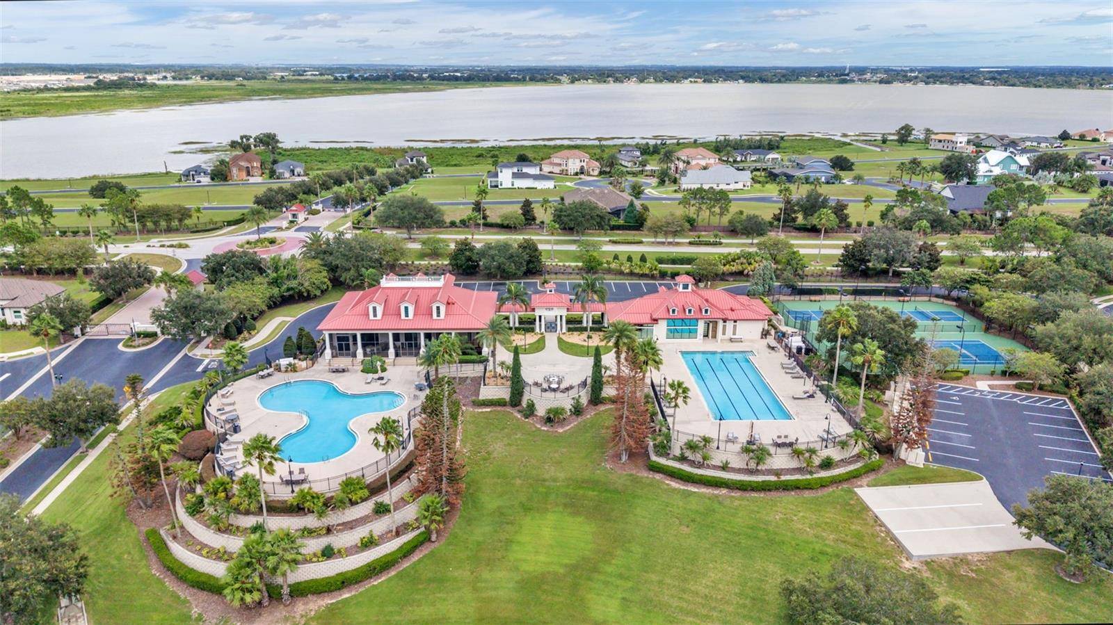 534 BLUE FLAG DR, Auburndale, FL 33823