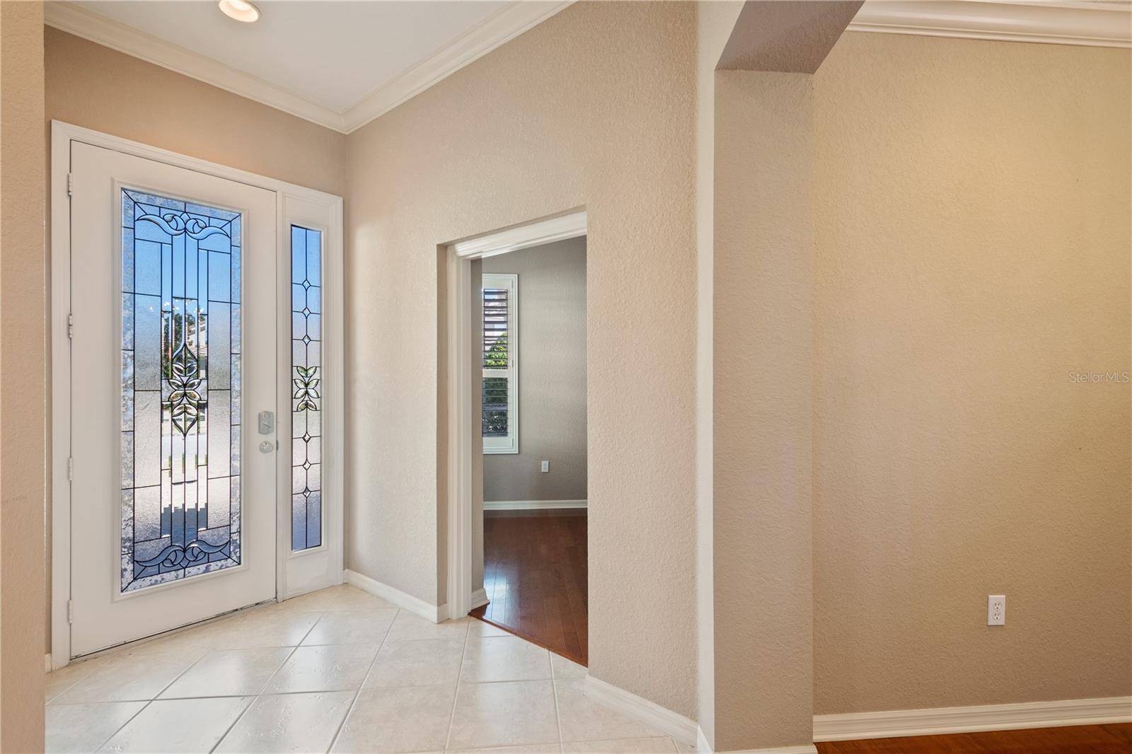 2464 LAUREL GLEN DR, Lakeland, FL 33803