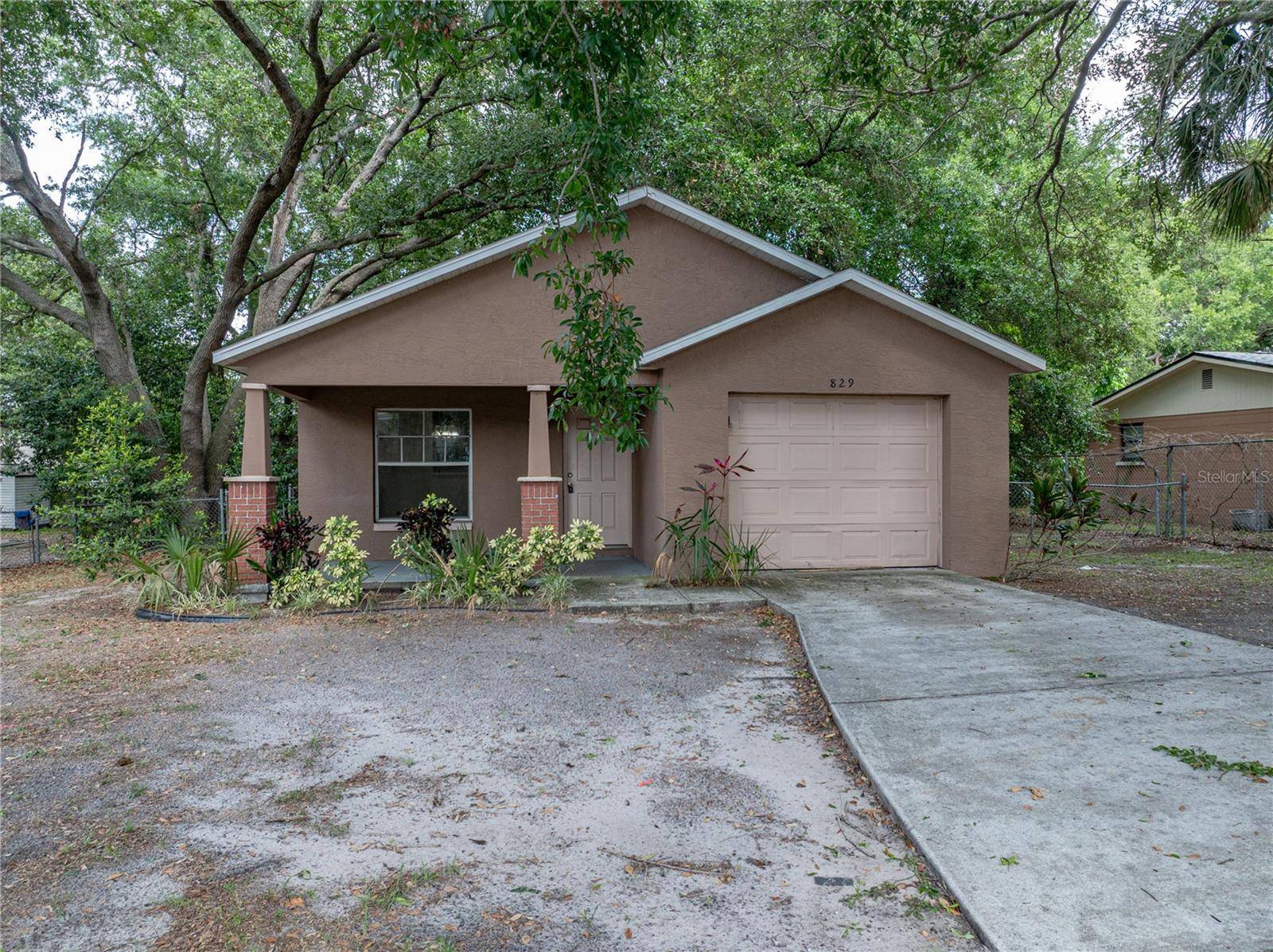 829 N LAKE AVE, Lakeland, FL 33801