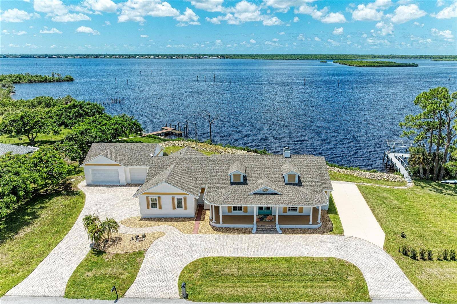 12323 LACKAWANNA LN, Port Charlotte, FL 33953