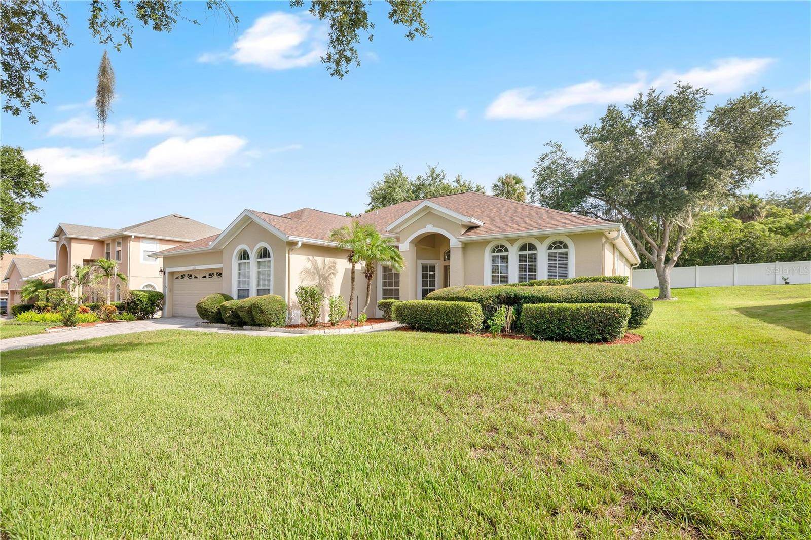 253 BEACON POINTE DR, Ocoee, FL 34761