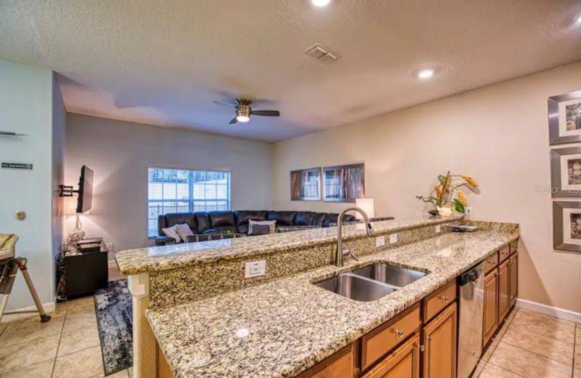 2935 BANANA PALM DR, Kissimmee, FL 34747
