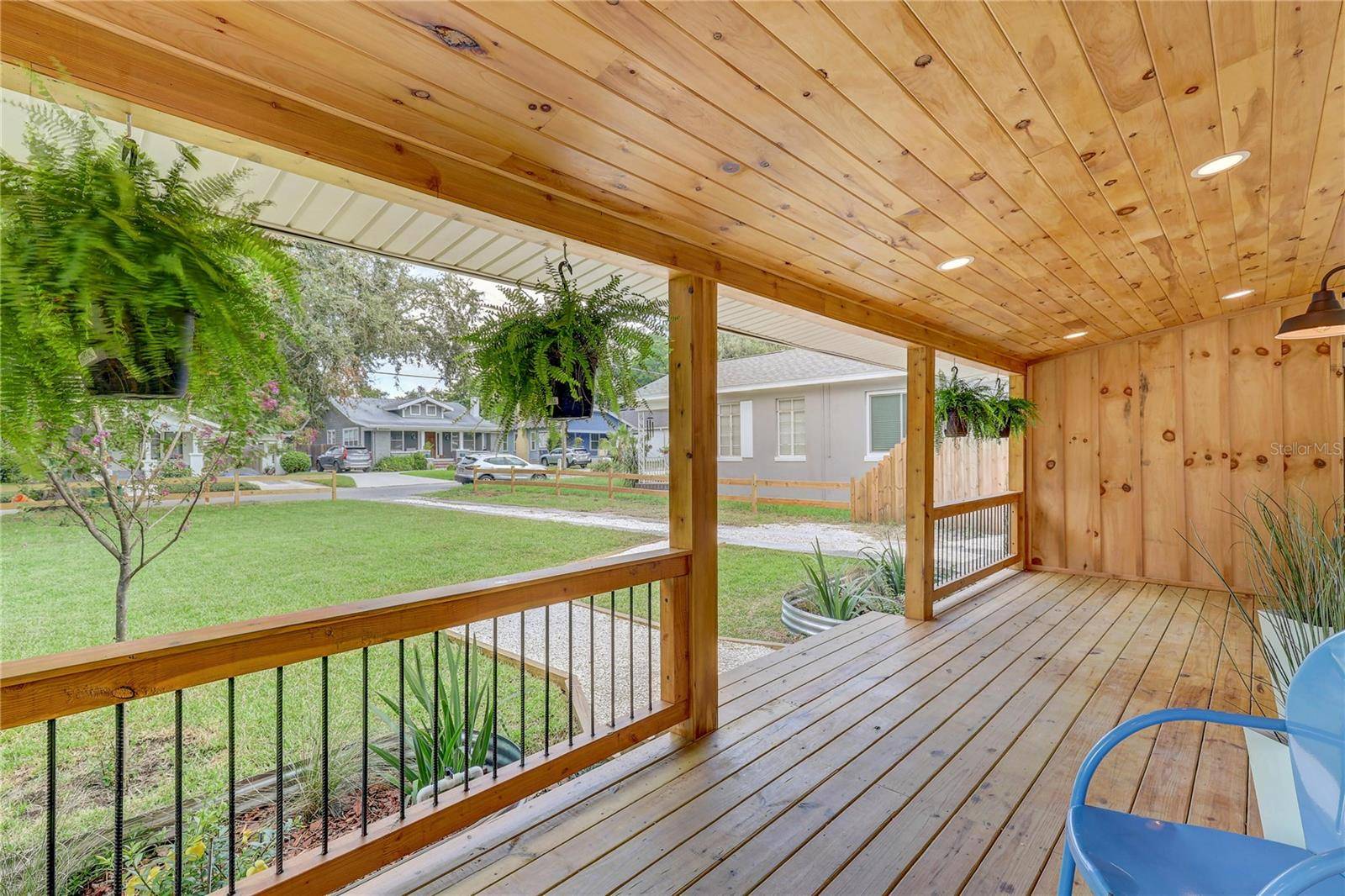 126 W NORTH ST, Tampa, FL 33604
