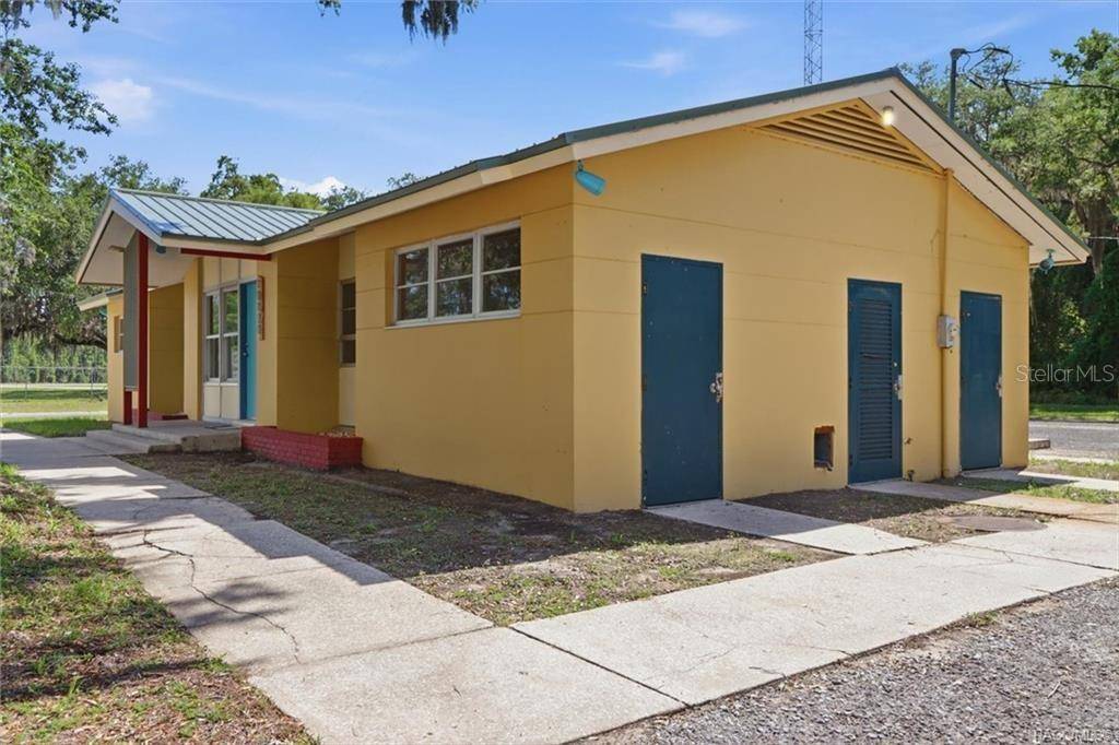 18150 SE HIGHWAY 19, Inglis, FL 34449