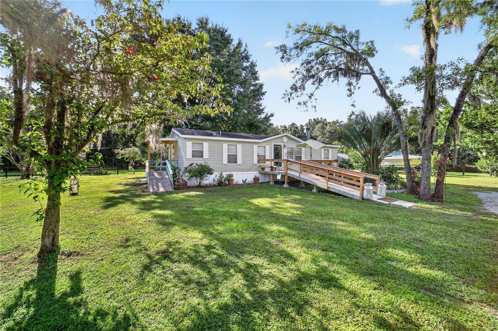 6051 SE 148TH TER, Morriston, FL 32668