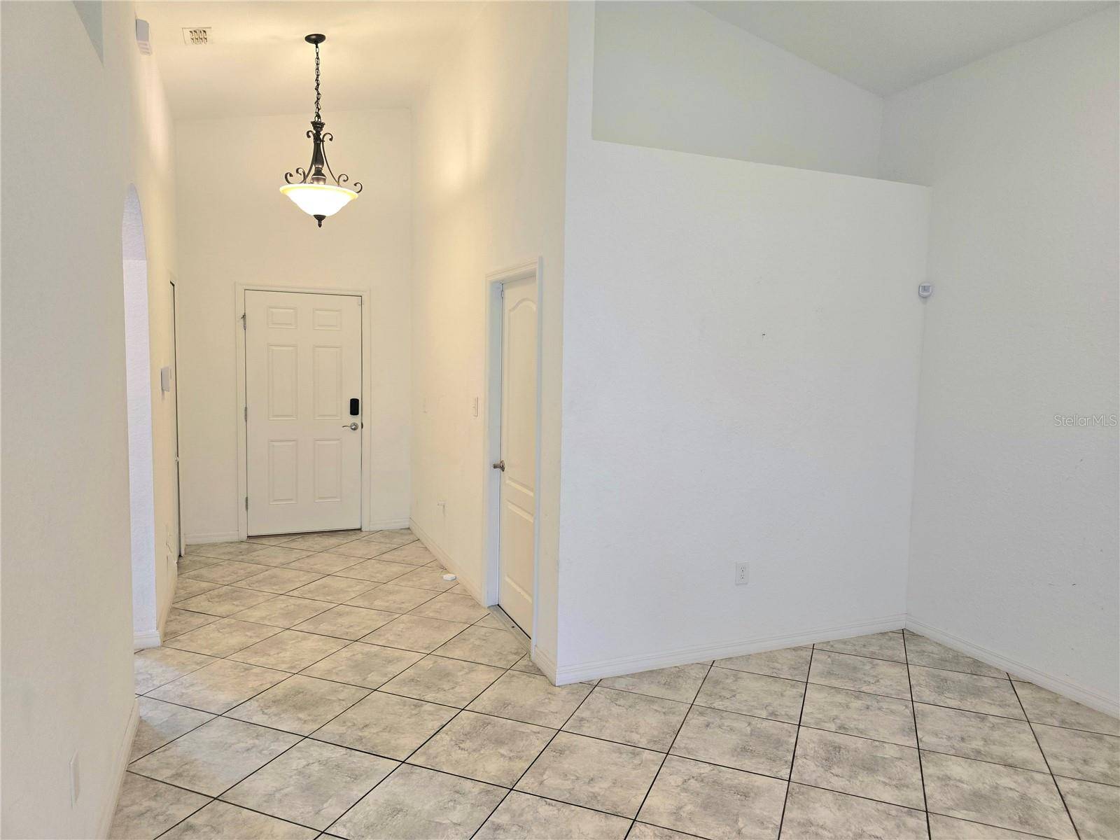326 DINNER LAKE CT, Lake Wales, FL 33859
