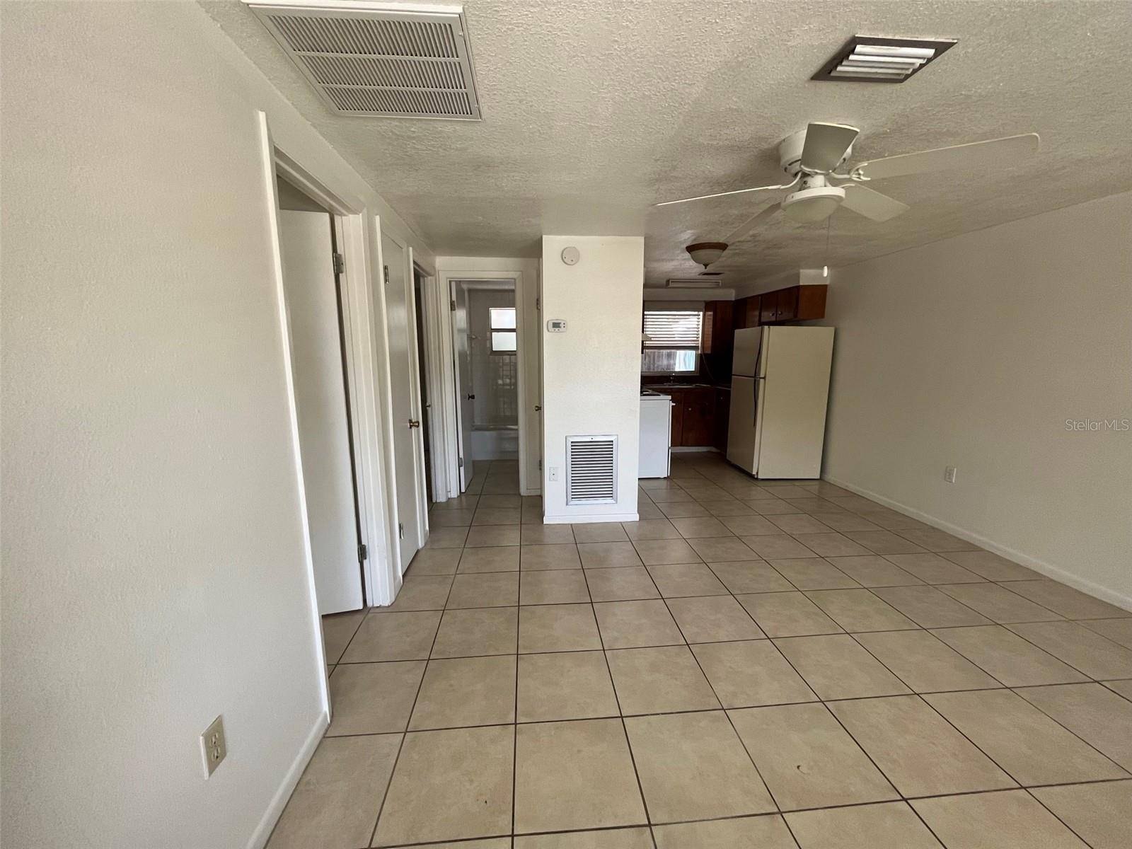 311 4TH ST N #2, Lake Wales, FL 33853