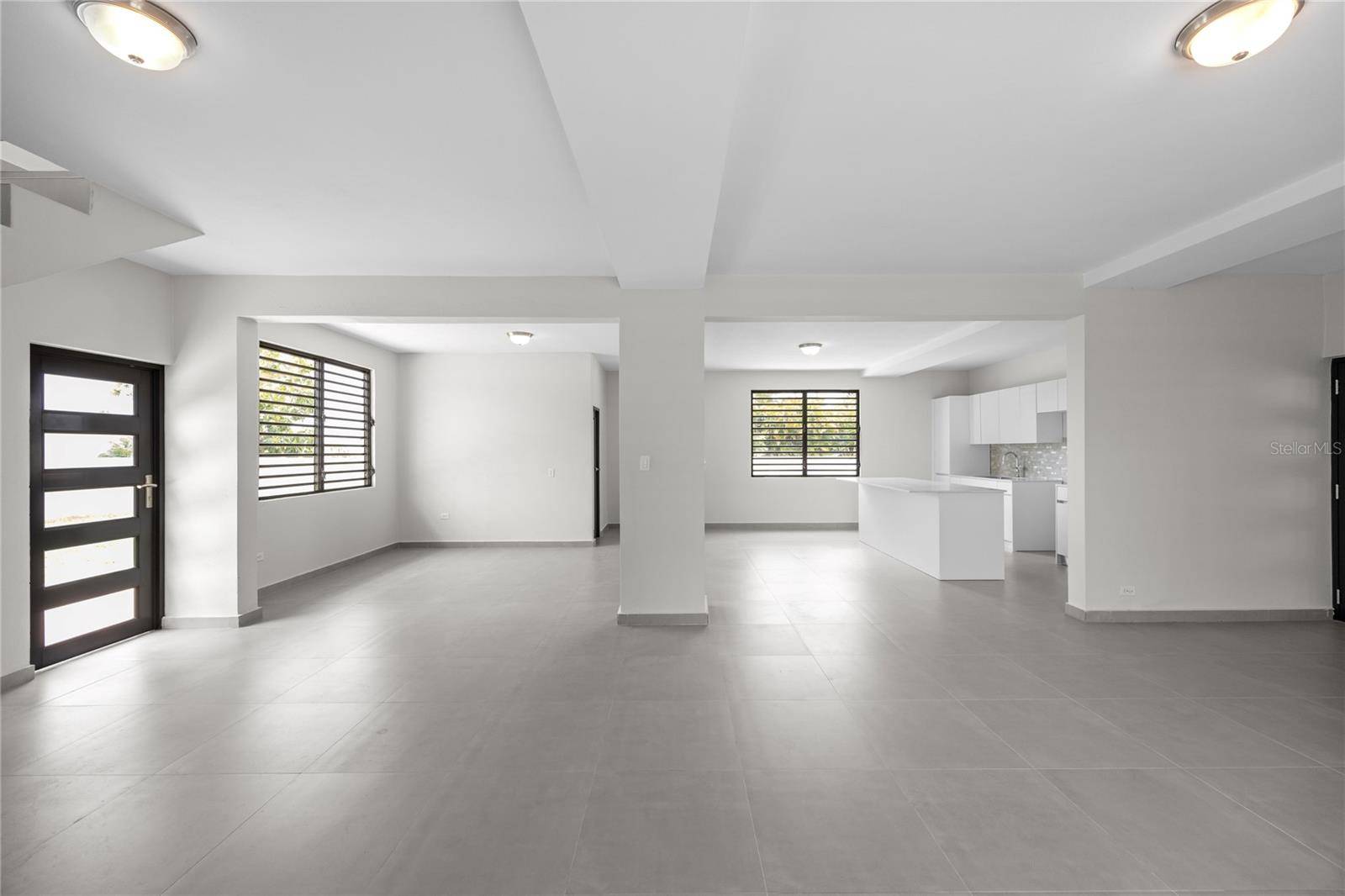 4 REXVILLE VAN SCOY, Bayamon, PR 00957