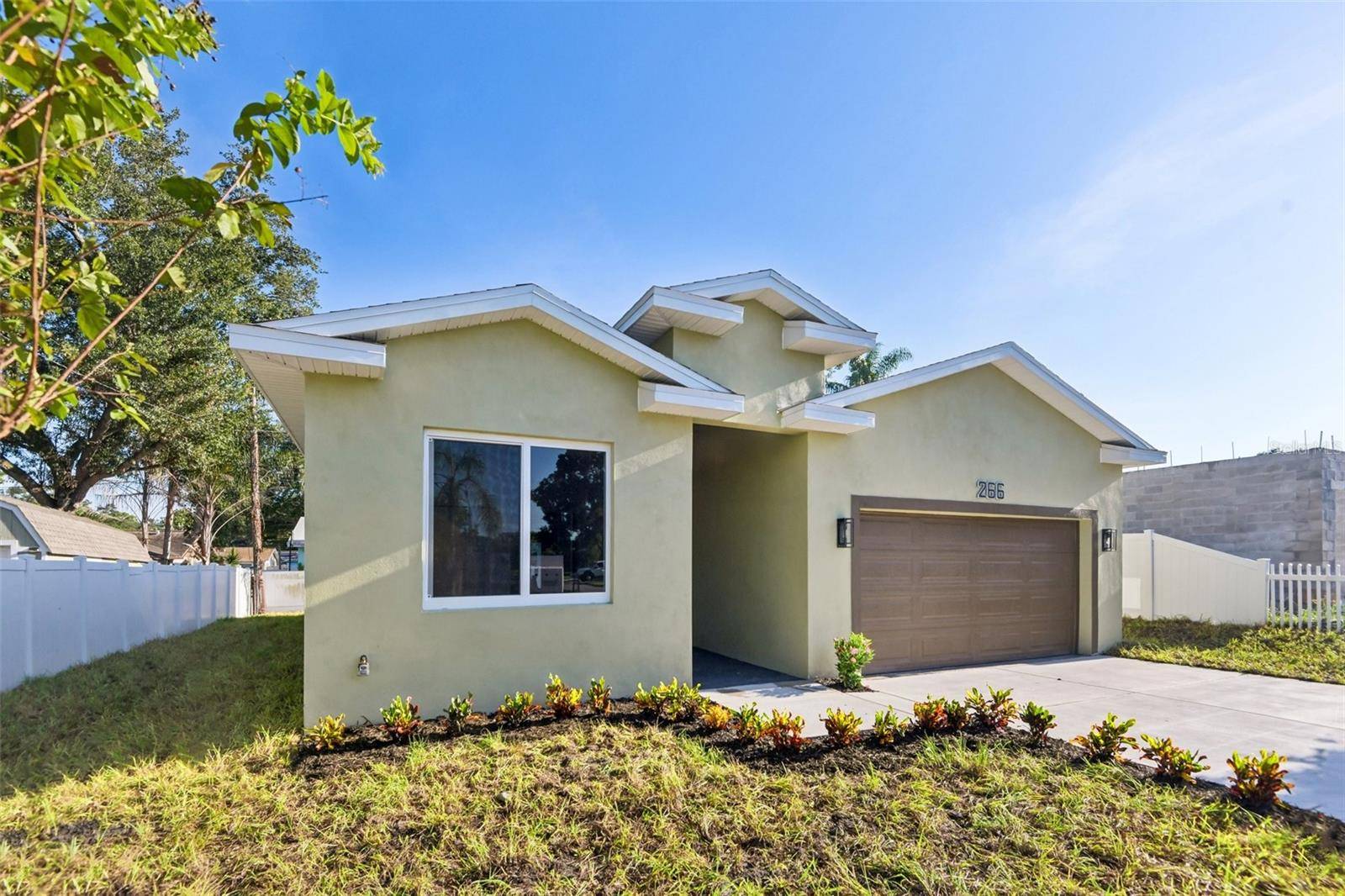 266 PLATON AVE, Dunedin, FL 34698