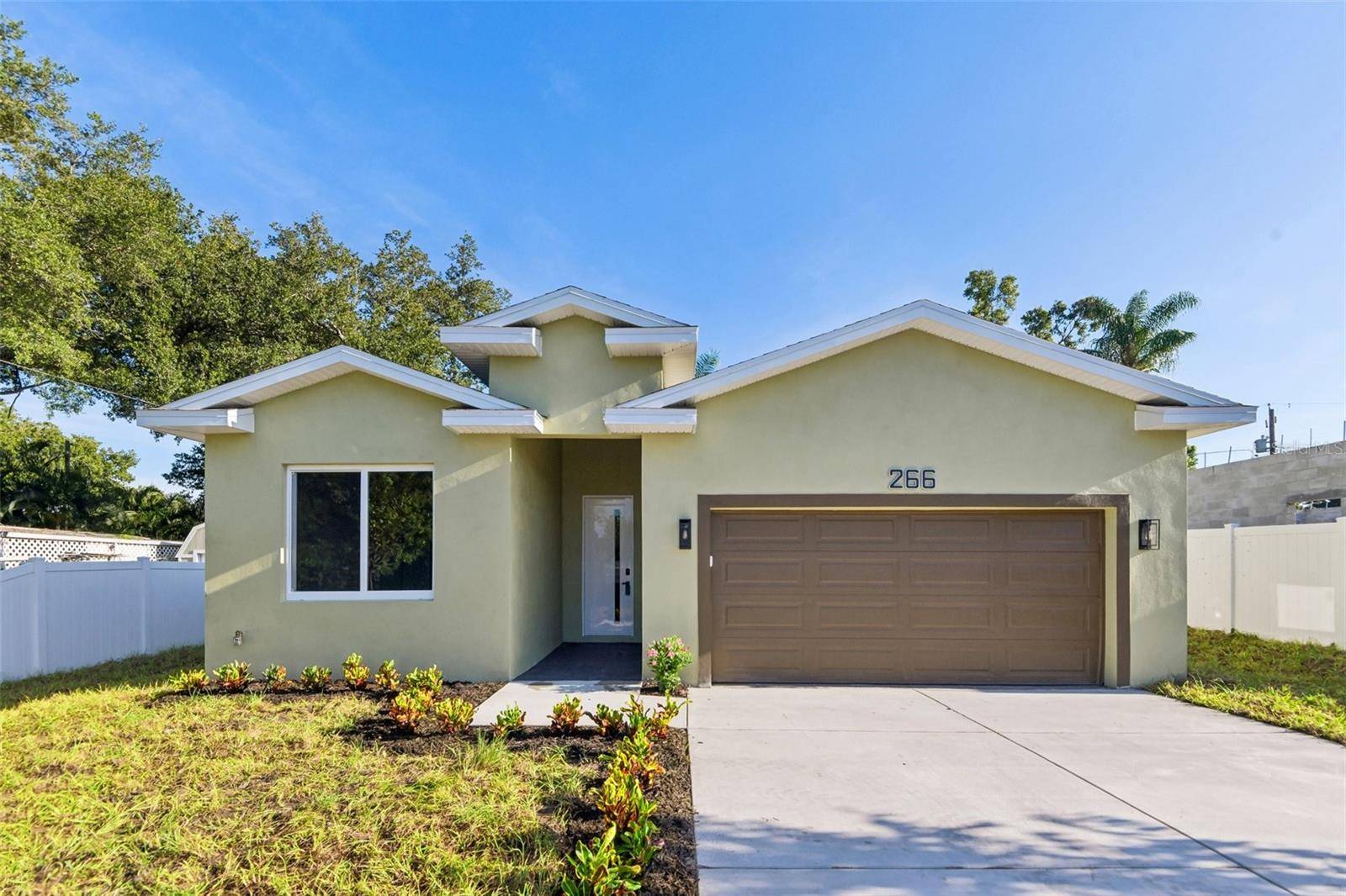 266 PLATON AVE, Dunedin, FL 34698