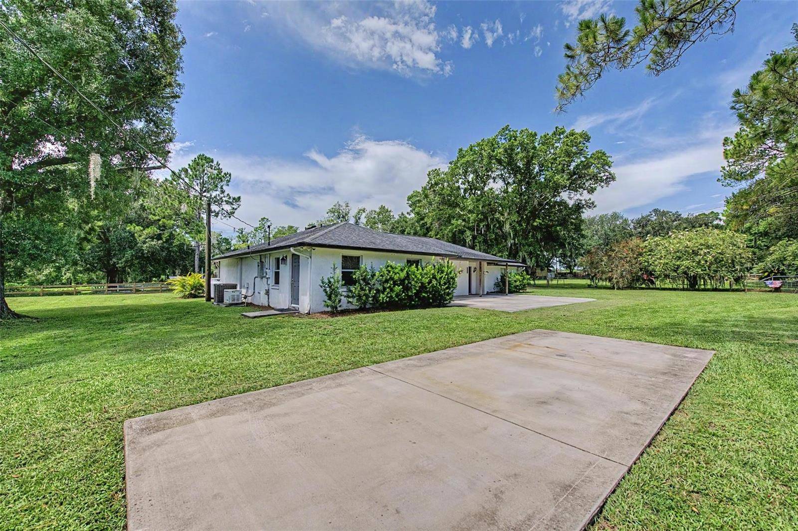 5242 COUNTY LINE RD, Lakeland, FL 33811