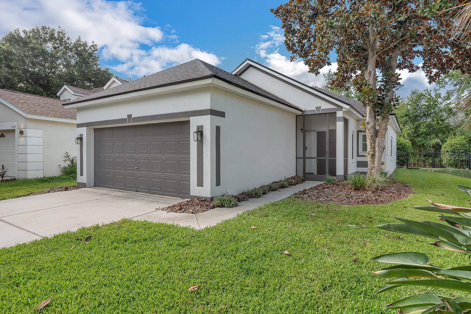 6116 SKYLARKCREST DR, Lithia, FL 33547