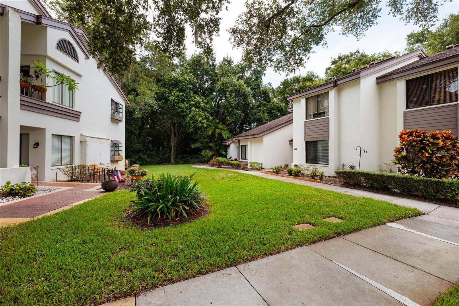 1750 LAKE CYPRESS DR #1002, Safety Harbor, FL 34695
