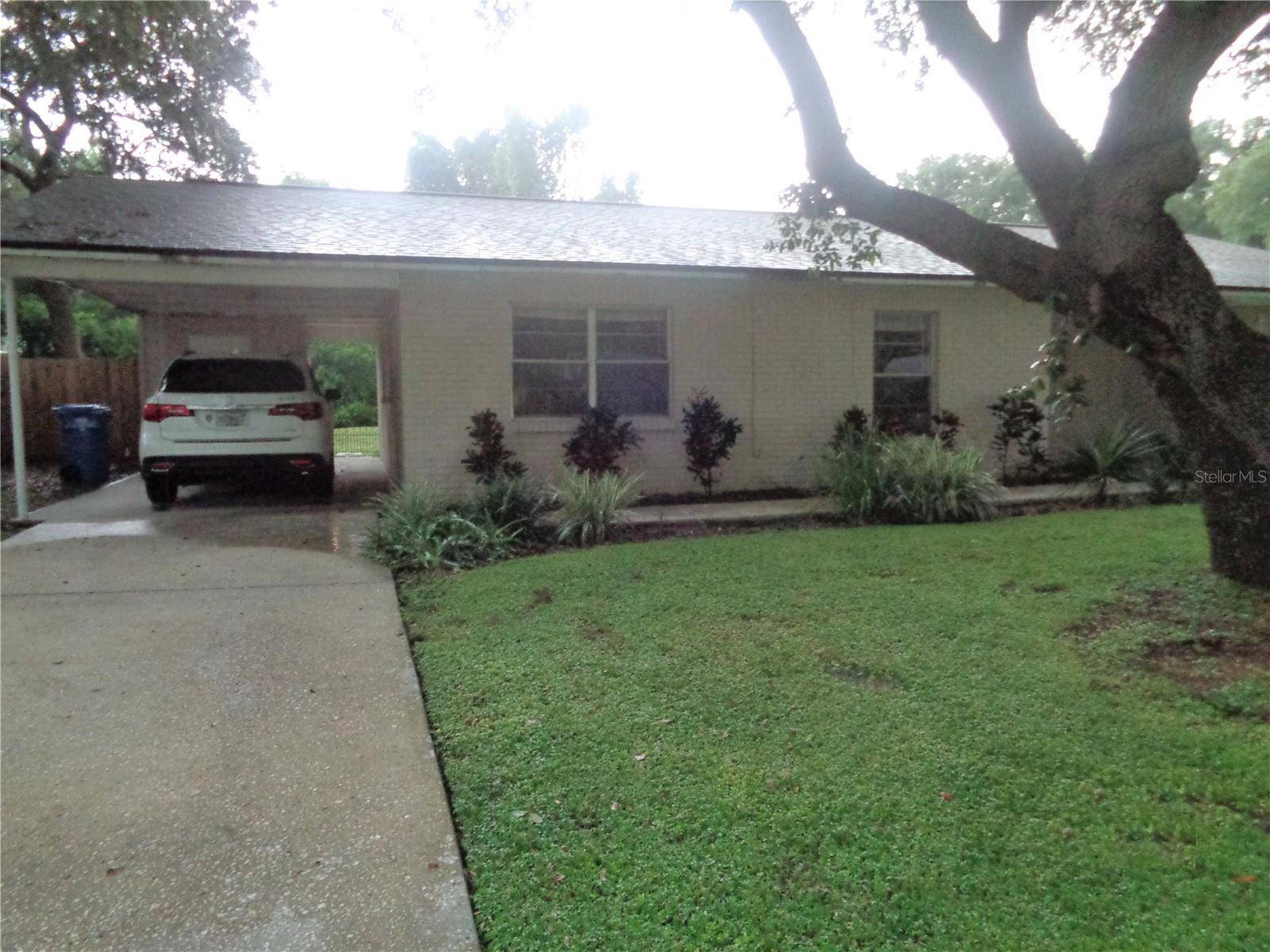 6809 MATHERS LN #B, Riverview, FL 33578