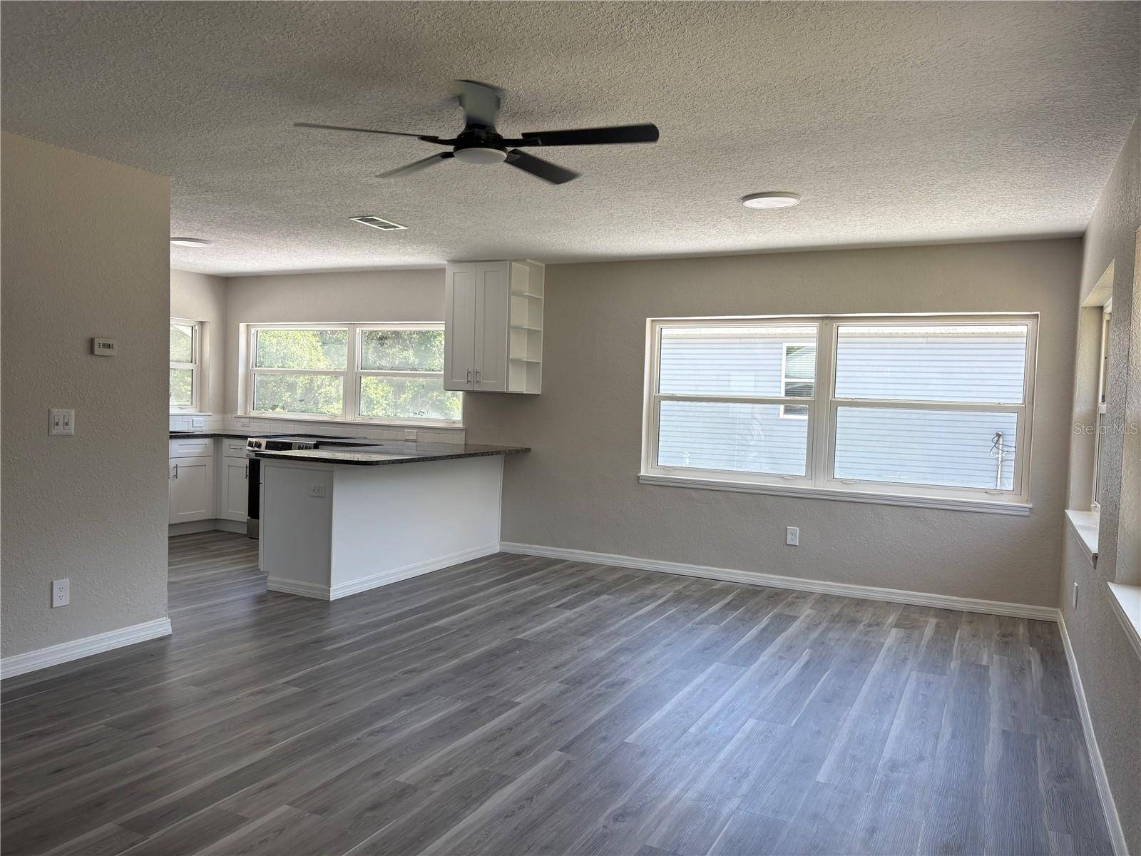 2094 PENN DR, Deland, FL 32724