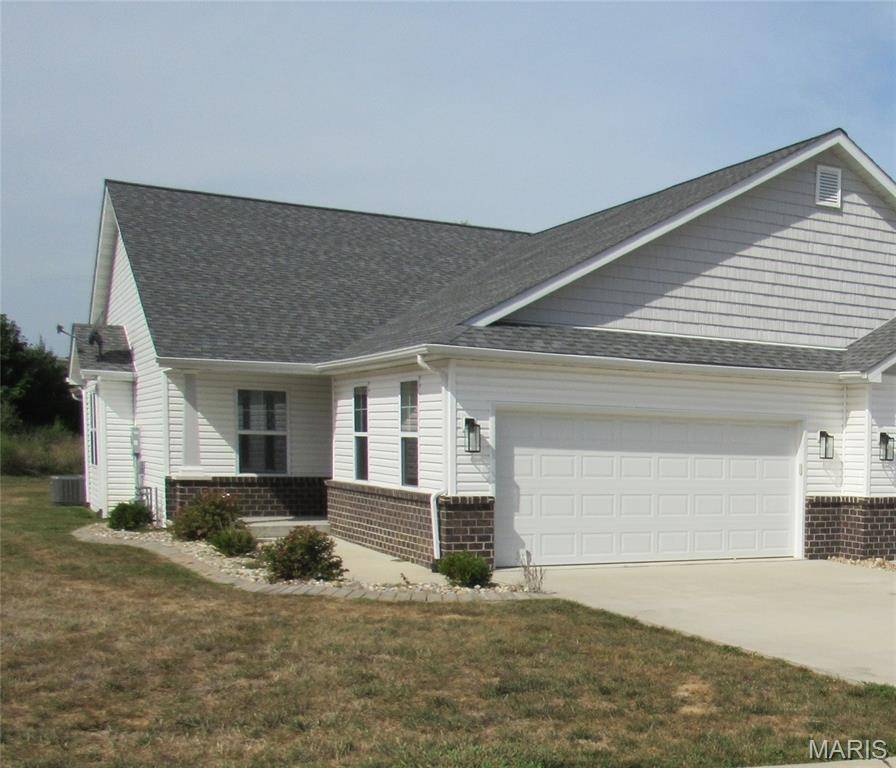 701 N Edison ST, Freeburg, IL 62243