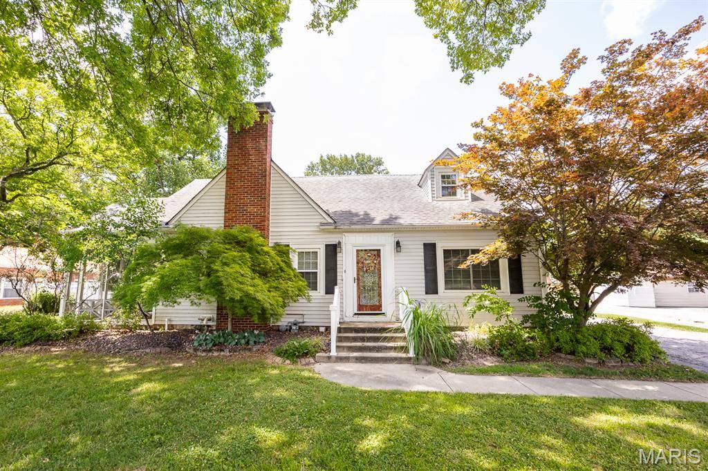 239 S 9th ST, East Alton, IL 62024