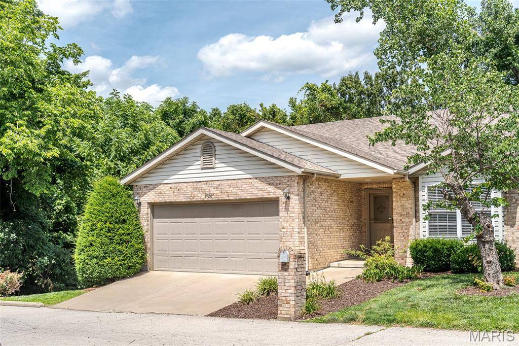 1920 Anna Leah LN, Washington, MO 63090