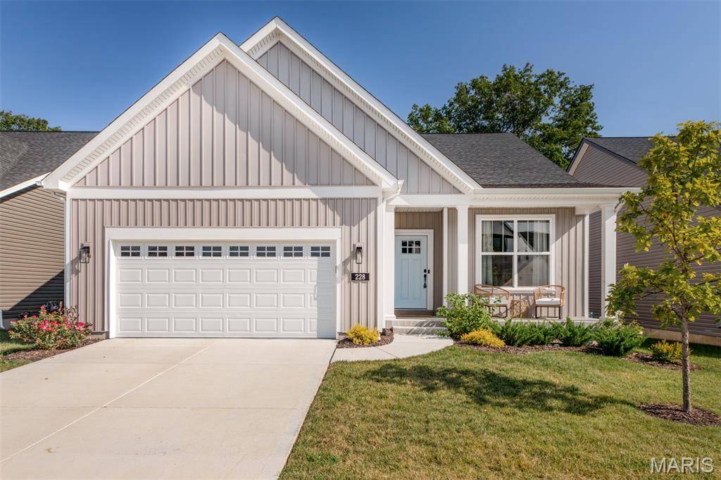 228 Randlin DR, O'fallon, MO 63367