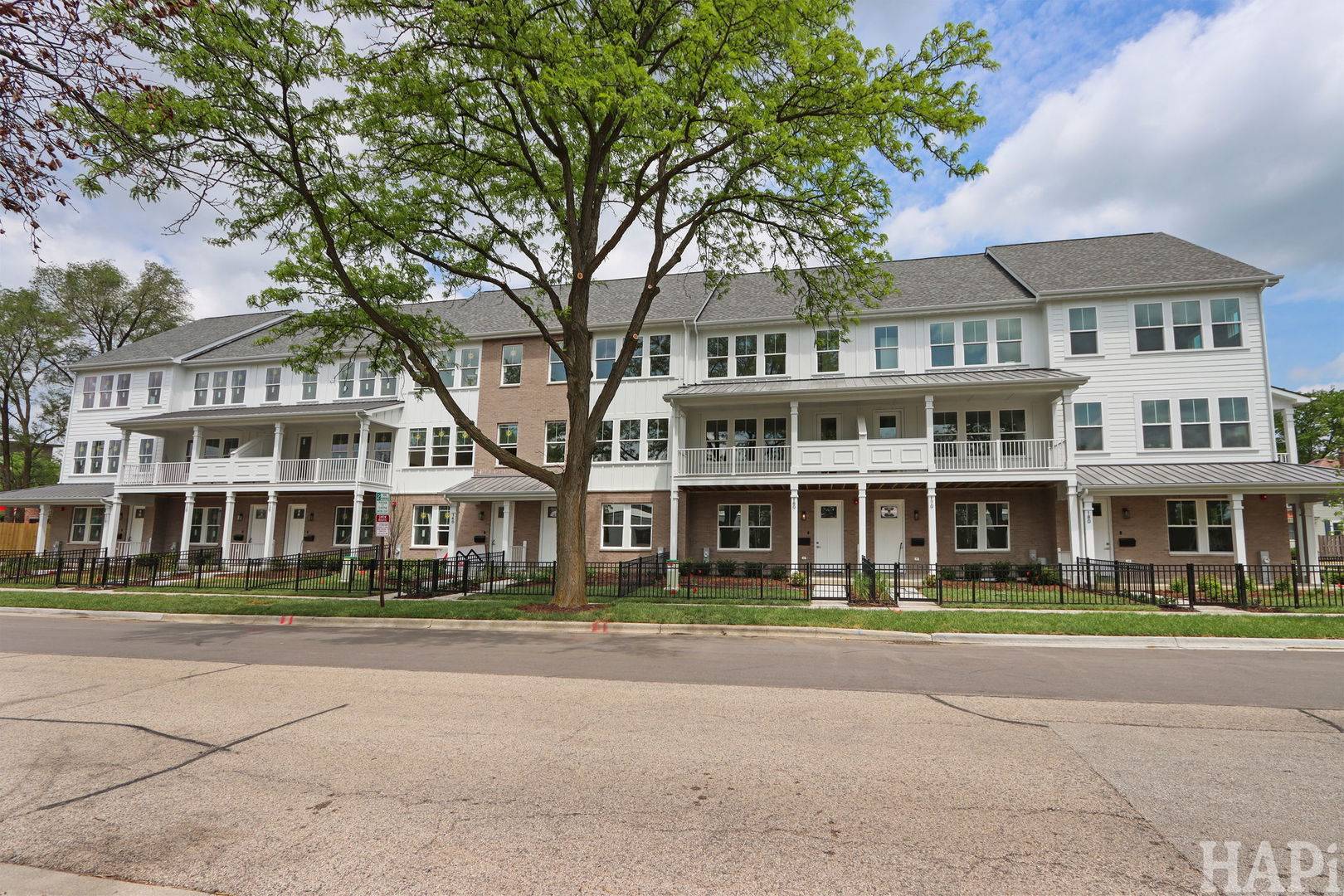150 Washington ST #150, Barrington, IL 60010