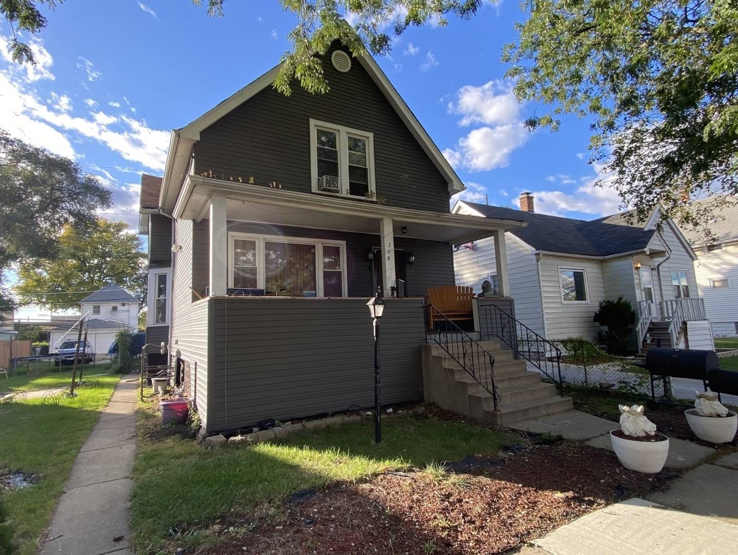 208 28th AVE, Bellwood, IL 60104