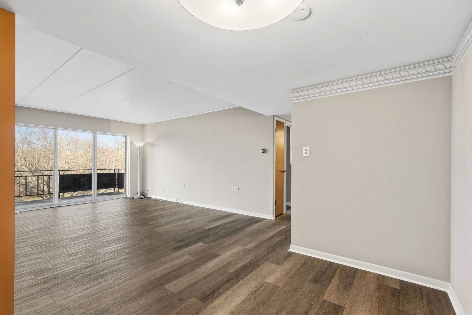 940 Holbrook RD #26C, Homewood, IL 60430
