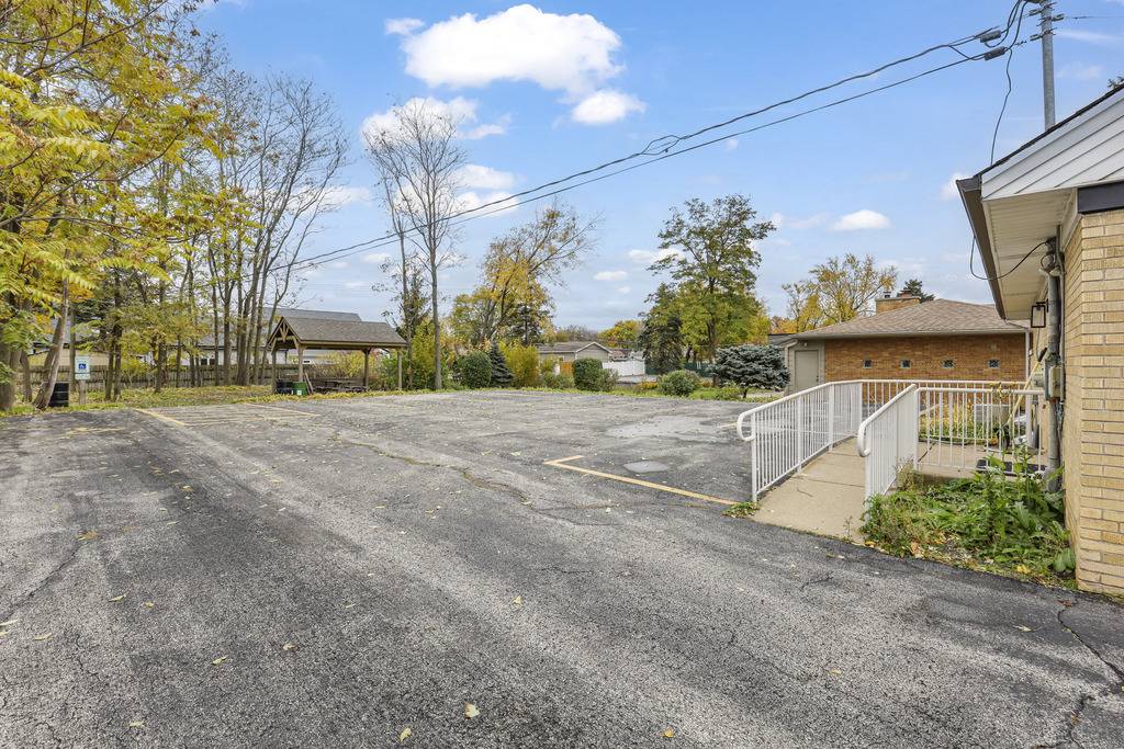 619 S Main ST, Lombard, IL 60148