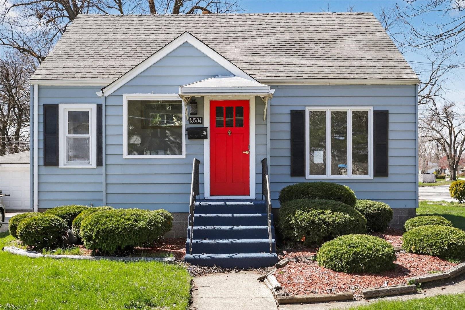 18504 Wentworth AVE, Lansing, IL 60438