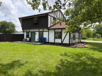 101 Sun ST #A, Stelle, IL 60919