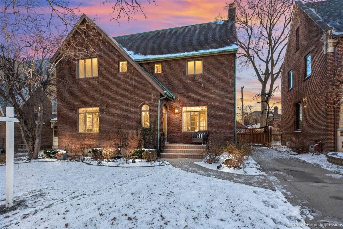 9837 S Hamilton AVE, Chicago, IL 60643