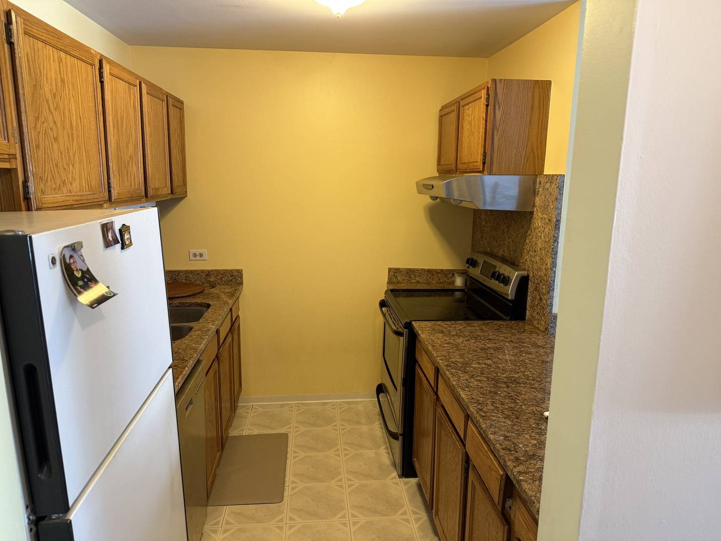 3265 Kirchoff RD #116, Rolling Meadows, IL 60008