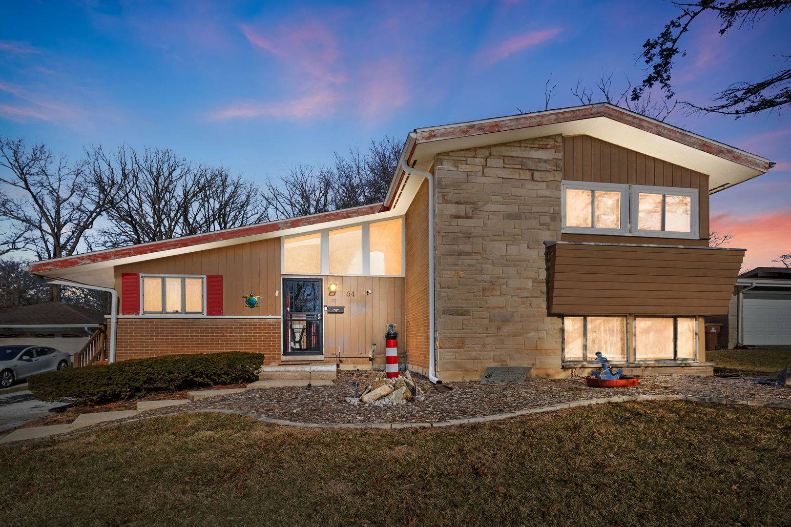 64 Blackhawk DR, Park Forest, IL 60466