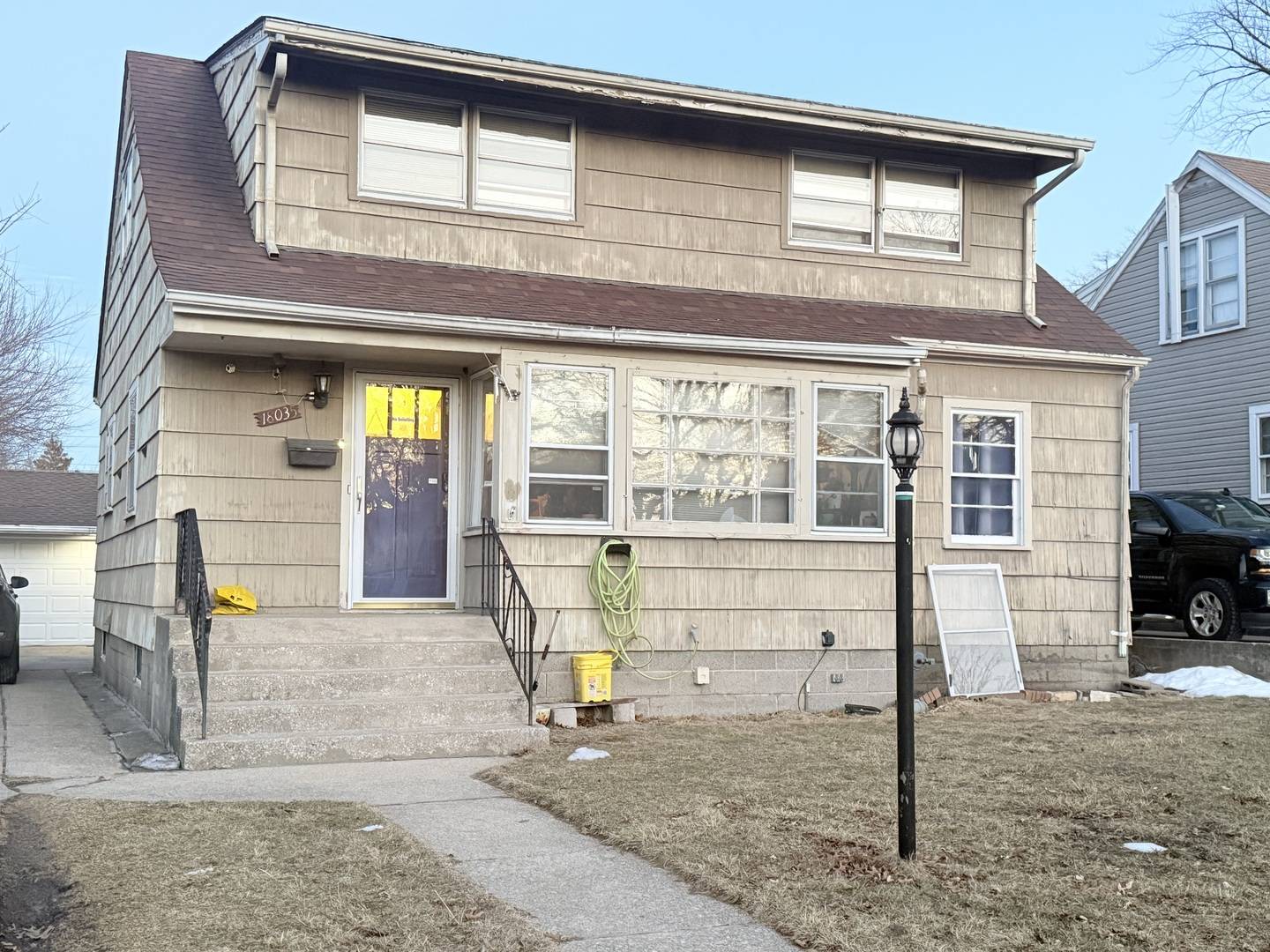 18035 Oakley AVE, Lansing, IL 60438