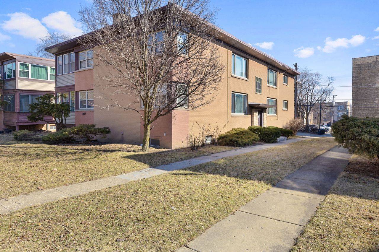 135 Ridge AVE #1W, Evanston, IL 60202