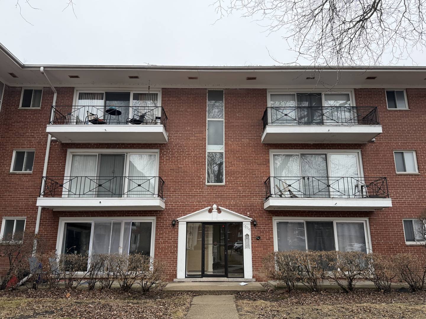 10111 Old Orchard CT #203, Skokie, IL 60076
