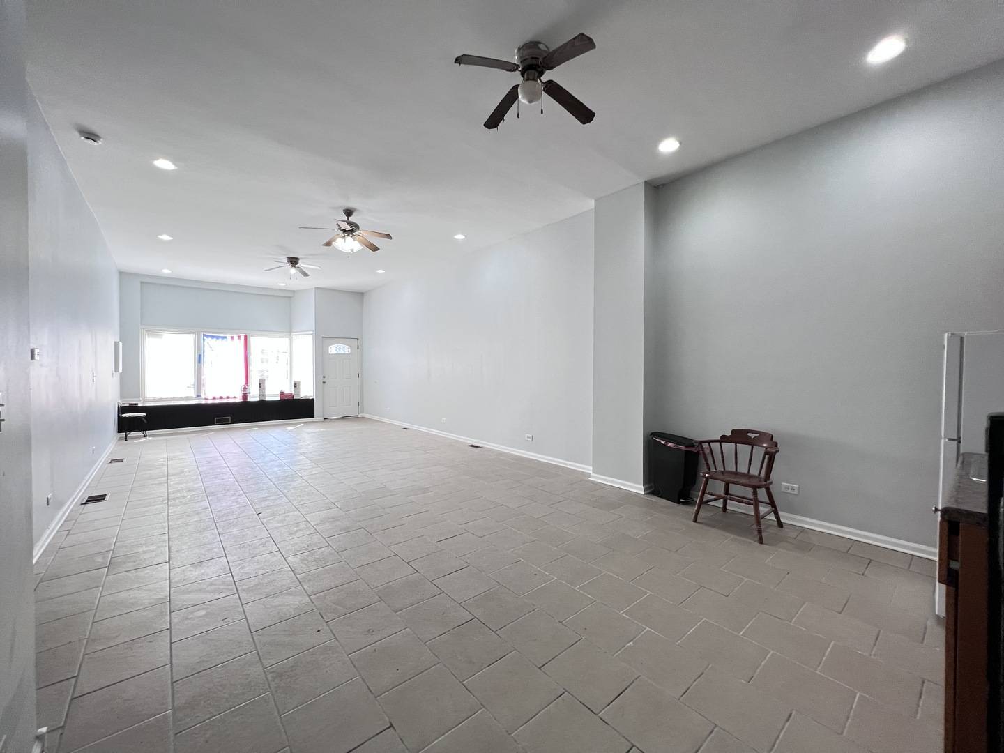2548 W 71st ST #1F, Chicago, IL 60629