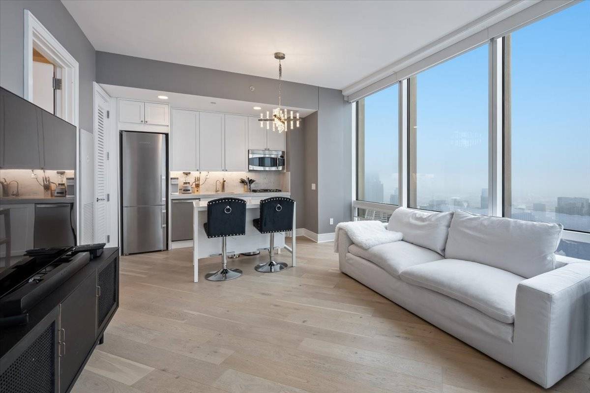 401 N Wabash AVE #73C, Chicago, IL 60611