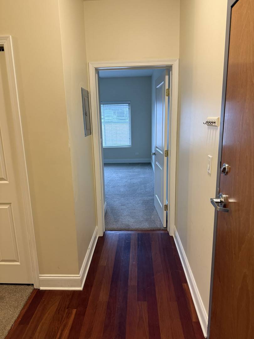6961 Vine ST #301, Indian Head Park, IL 60525