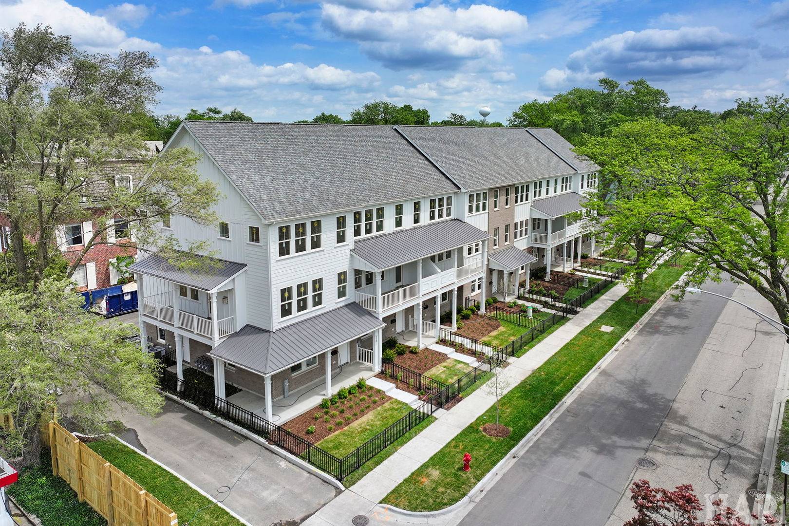 160 Washington ST #160, Barrington, IL 60010