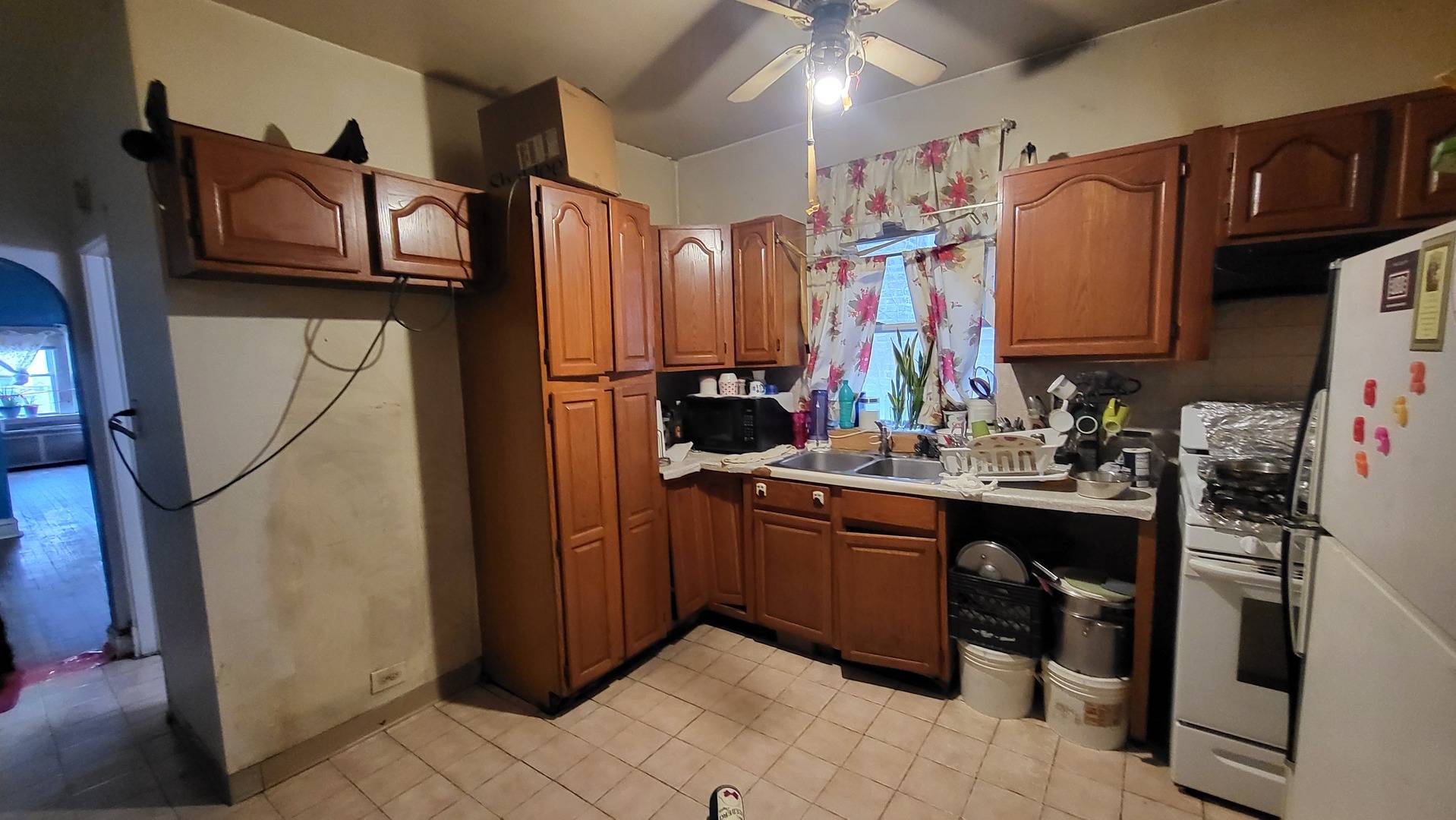 6220 N Talman AVE, Chicago, IL 60659