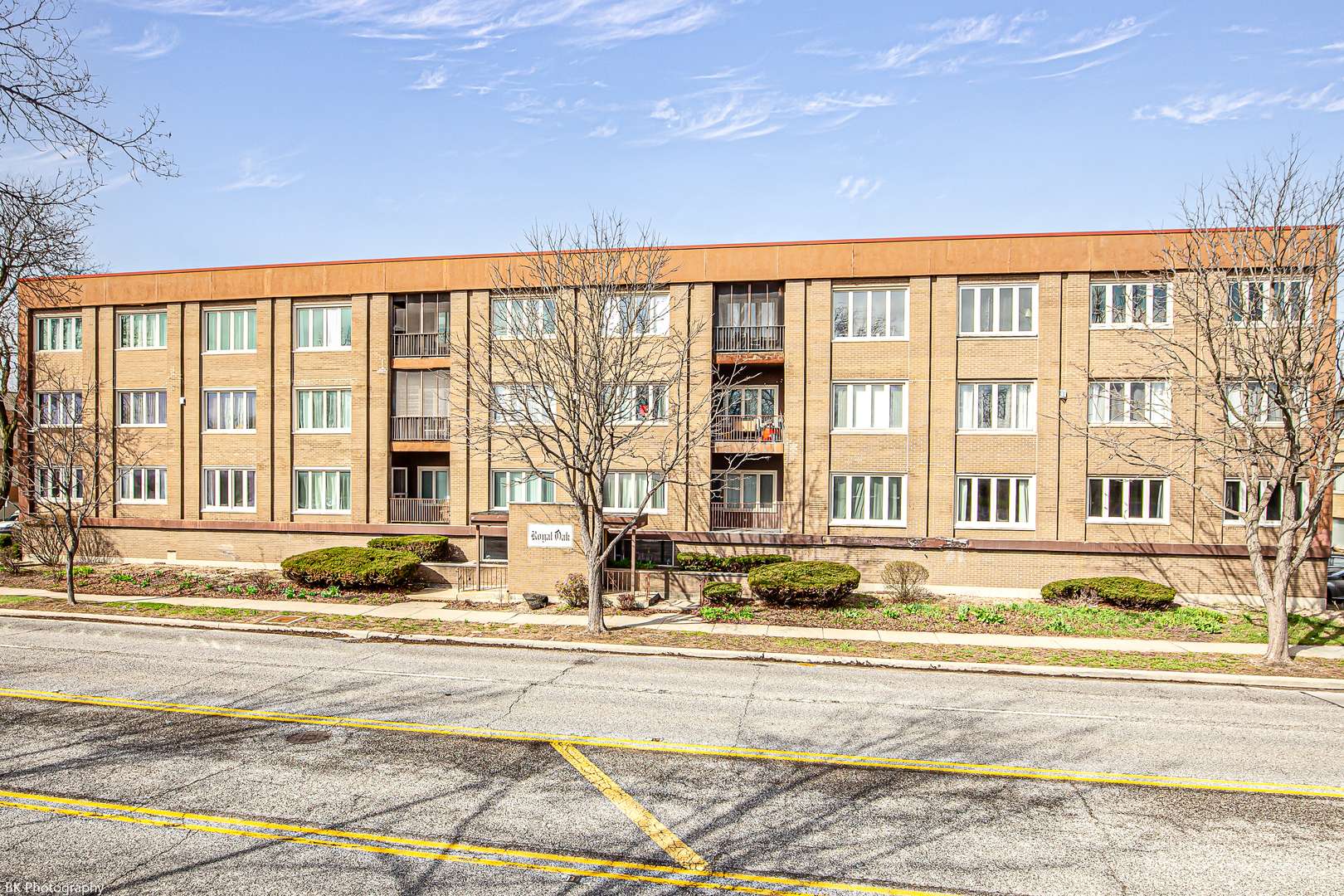 10048 S Pulaski AVE #3J, Oak Lawn, IL 60453