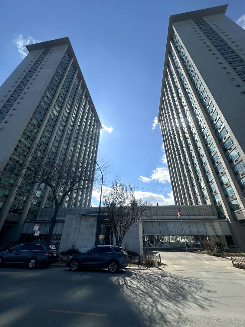 3600 N Lake Shore DR #1624, Chicago, IL 60613