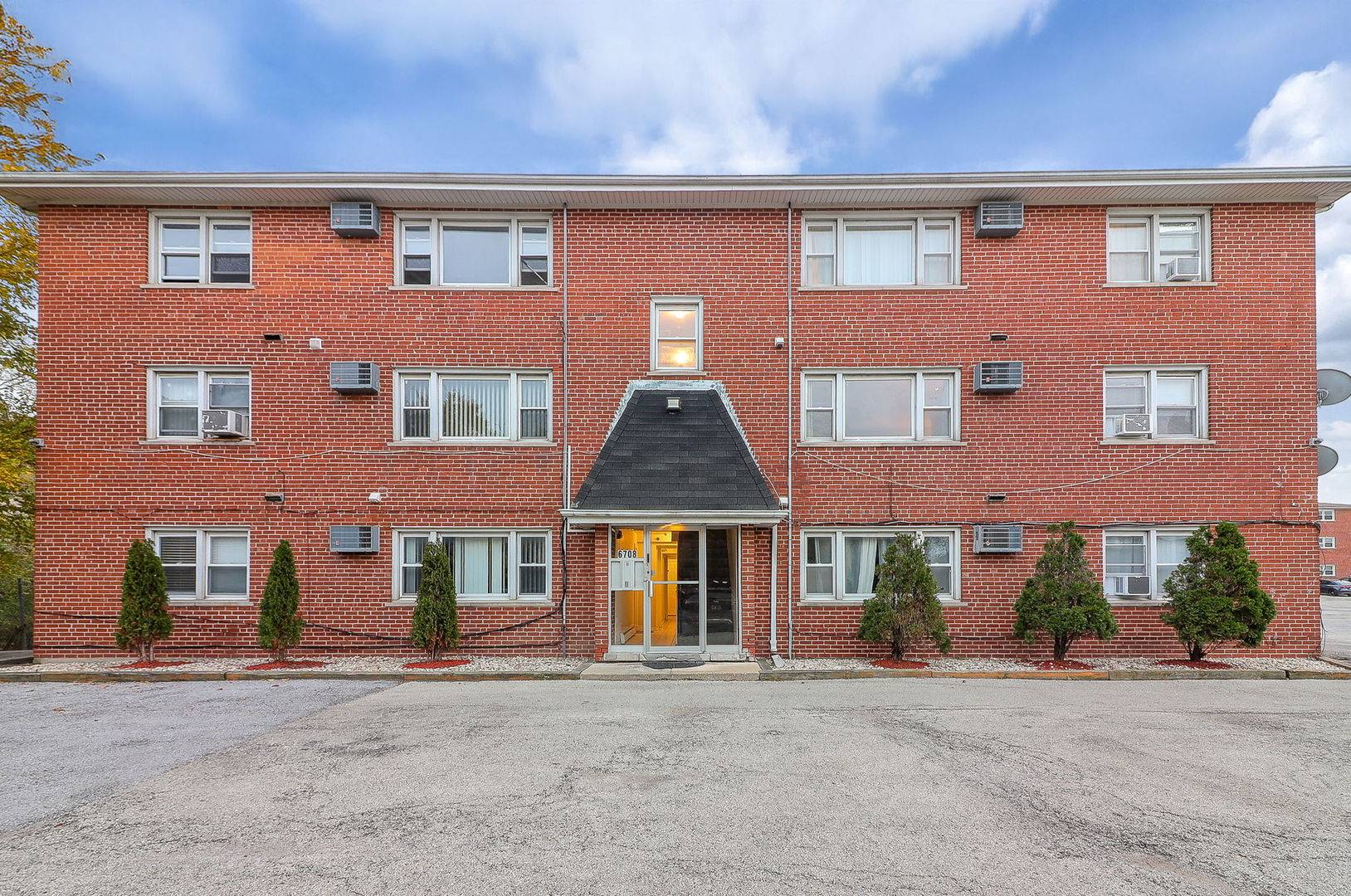 6708 W 107th ST #3C, Chicago Ridge, IL 60415